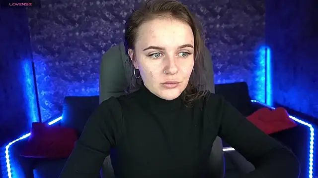Snapshot of MaribelRiverr_ chatting on 03-03-25, 06:37 MaribelRiverr  online show from 03-03-25, 06:37