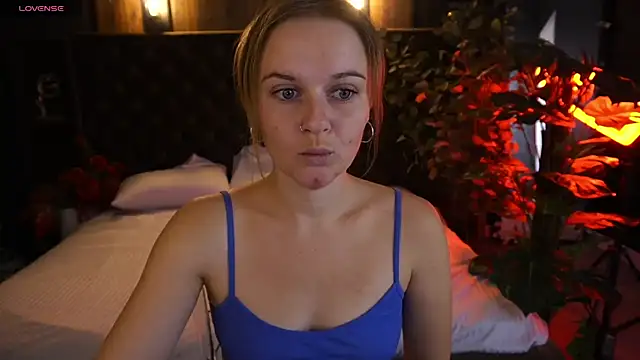 Snapshot of MaribelRiverr_ chatting on 10-12-25, 05:39 MaribelRiverr  online show from 10-12-25, 05:39