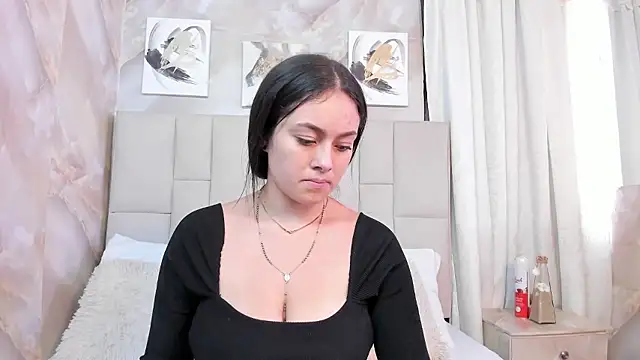 Jaslyn  Smith online show from 01-13-26, 04:45