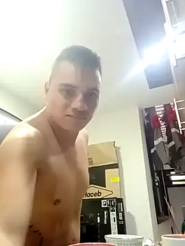 Snapshot of ahntony__69 chatting on 12-14-24, 09:24 ahntony  69 online show from 12-14-24, 09:24