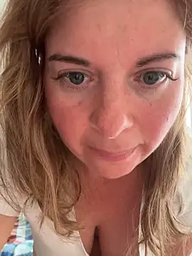 Lombada online show from 04-25-26, 05:54