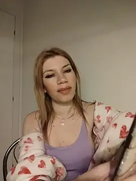 EvaRush online show from 03-11-26, 07:53