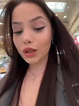 Chloe  Moon online show from 04-22-26, 02:07