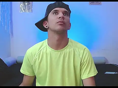 tylor boy online show from 06-06-26, 02:16