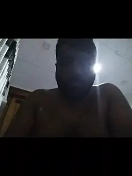 Snapshot of nikini1621 chatting on 02-21-26, 12:17 nikini1621 online show from 02-21-26, 12:17