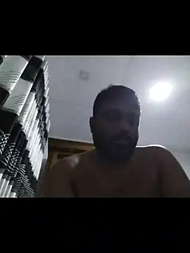 Snapshot of nikini1621 chatting on 02-22-26, 04:27 nikini1621 online show from 02-22-26, 04:27