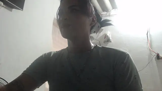 Snapshot of Analiasmith89 chatting on 03-16-26, 06:34 Analiasmith89 online show from 03-16-26, 06:34