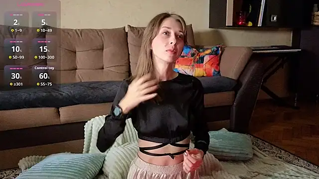 NinaNovalicious online show from 06-08-26, 06:36