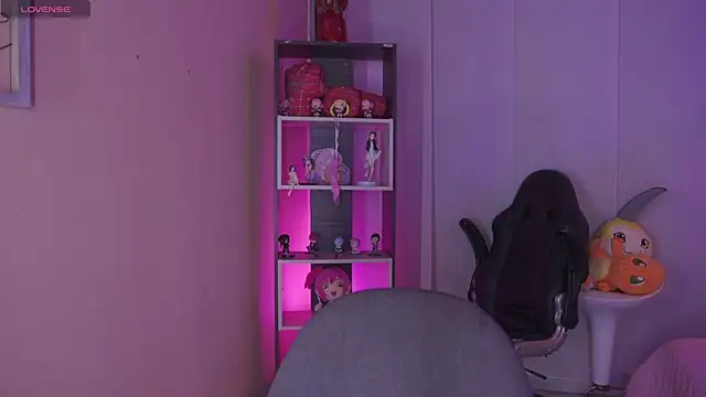 Snapshot of mara_jackson_ chatting on 03-12-25, 12:20 mara jackson online show from 03-12-25, 12:20