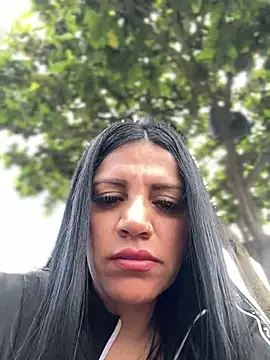 Snapshot of Milff_parkerrr chatting on 02-01-25, 04:00 Milff parkerrr online show from 02-01-25, 04:00