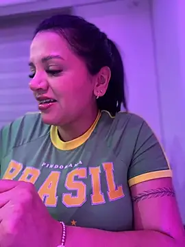 Snapshot of Milff_parkerrr chatting on 10-29-25, 12:02 Milff parkerrr online show from 10-29-25, 12:02