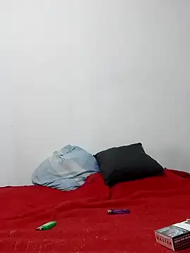 Snapshot of max_max22 chatting on 09-10-25, 06:24 max max22 online show from 09-10-25, 06:24