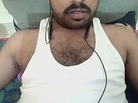 Snapshot of ballandnuts chatting on 04-12-26, 04:23 ballandnuts online show from 04-12-26, 04:23