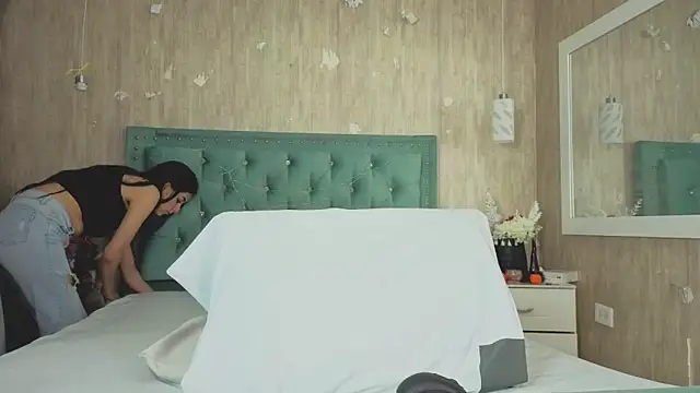 Snapshot of Marcelaa_fox chatting on 11-22-25, 07:02 Marcelaa fox online show from 11-22-25, 07:02