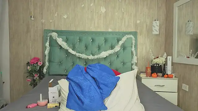 Snapshot of Marcelaa_fox chatting on 11-26-25, 07:26 Marcelaa fox online show from 11-26-25, 07:26