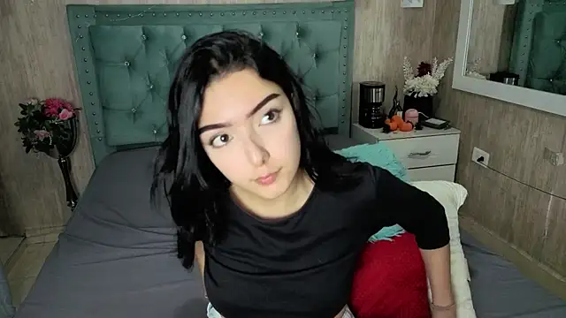 Marcelaa fox online show from 06-25-26, 08:35