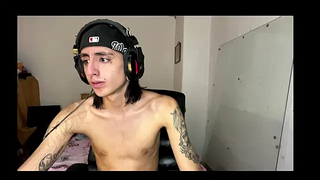 Matthew Dixonn online show from 02-05-25, 05:52