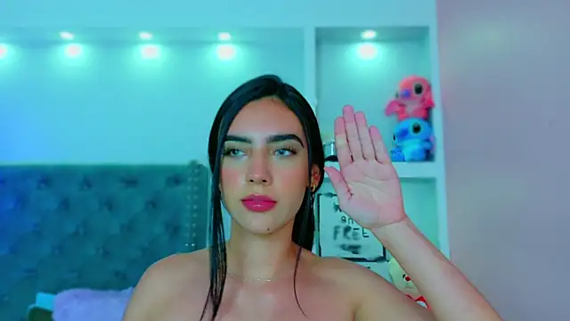 Snapshot of IsaValencia chatting on 02-11-25, 12:28 IsaValencia online show from 02-11-25, 12:28