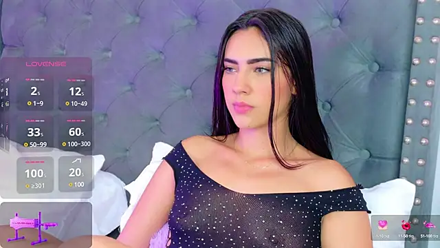 Snapshot of IsaValencia chatting on 02-23-25, 03:02 IsaValencia online show from 02-23-25, 03:02