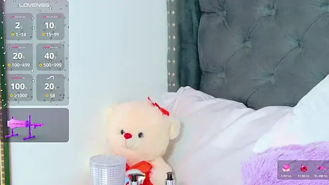 Snapshot of IsaValencia chatting on 03-14-25, 09:54 IsaValencia online show from 03-14-25, 09:54