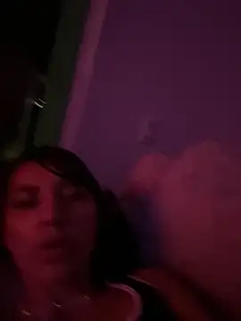 Snapshot of IsaValencia chatting on 11-01-25, 03:41 IsaValencia online show from 11-01-25, 03:41