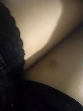 Snapshot of rohitlov150 chatting on 03-03-25, 04:35 rohitlov150 online show from 03-03-25, 04:35