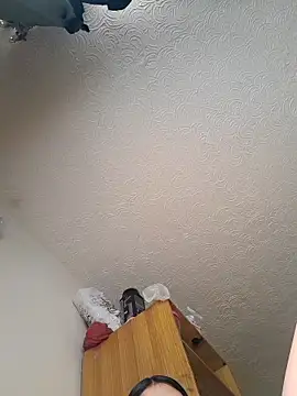 Sweel Leyva18 online show from 11-14-25, 01:43