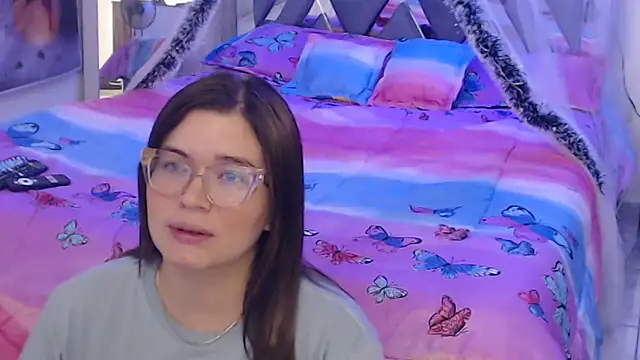 Snapshot of Steisyromero7 chatting on 12-16-25, 01:16 Steisyromero7 online show from 12-16-25, 01:16