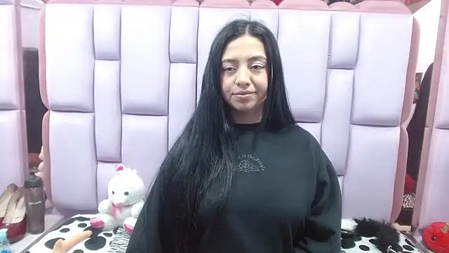 Snapshot of slut_anal_ chatting on 01-17-25, 07:49 slut anal  online show from 01-17-25, 07:49