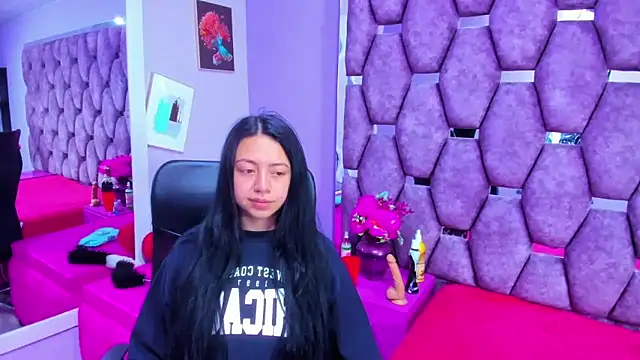 Snapshot of slut_anal_ chatting on 01-20-25, 01:42 slut anal  online show from 01-20-25, 01:42