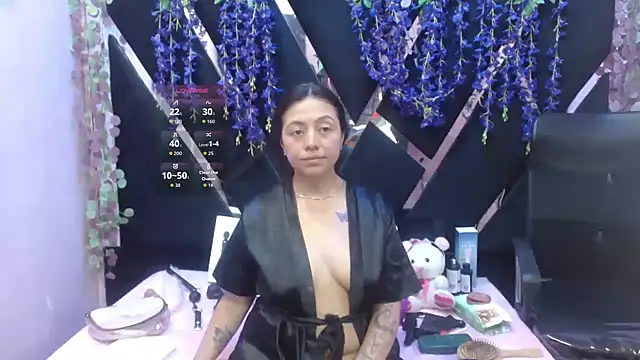 Snapshot of slut_anal_ chatting on 09-19-25, 09:37 slut anal  online show from 09-19-25, 09:37