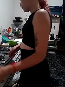 Scarlett-Leh online show from 02-19-25, 10:42