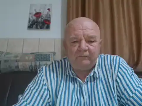 Snapshot of fullballs6 chatting on 12-20-24, 03:25 fullballs6 online show from 12-20-24, 03:25