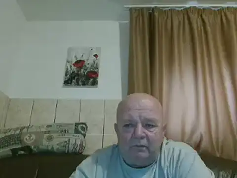 Snapshot of fullballs6 chatting on 01-15-25, 07:15 fullballs6 online show from 01-15-25, 07:15