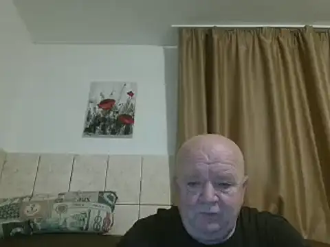 Snapshot of fullballs6 chatting on 01-21-25, 04:32 fullballs6 online show from 01-21-25, 04:32