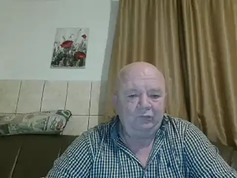 Snapshot of fullballs6 chatting on 02-17-25, 01:36 fullballs6 online show from 02-17-25, 01:36