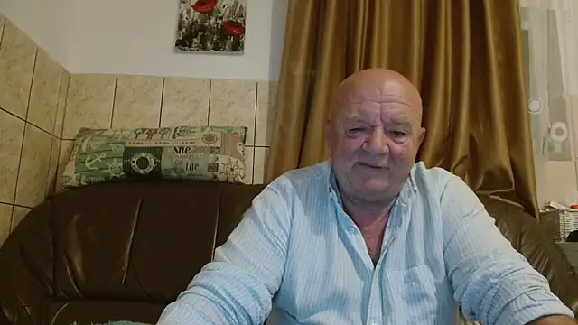 Snapshot of fullballs6 chatting on 10-13-25, 01:49 fullballs6 online show from 10-13-25, 01:49