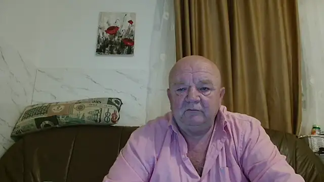 Snapshot of fullballs6 chatting on 11-28-25, 03:09 fullballs6 online show from 11-28-25, 03:09