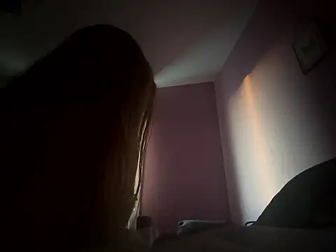 Snapshot of Naylee__ chatting on 05-24-26, 06:46 Naylee online show from 05-24-26, 06:46