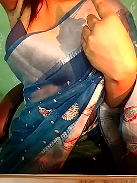 QueenOfHeart 07 online show from 12-13-25, 07:53