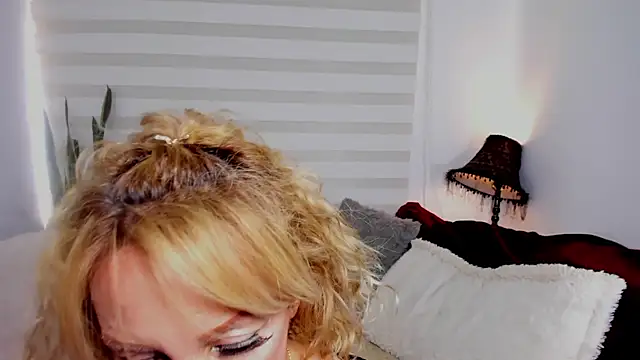 Sammykatt online show from 02-25-26, 07:12