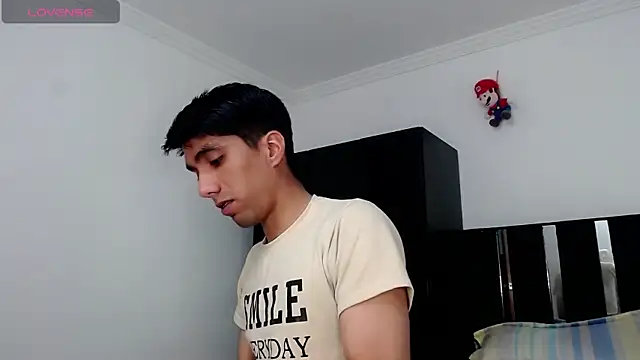 Snapshot of Marcosdfreitas chatting on 10-01-25, 10:05 Marcosdfreitas online show from 10-01-25, 10:05