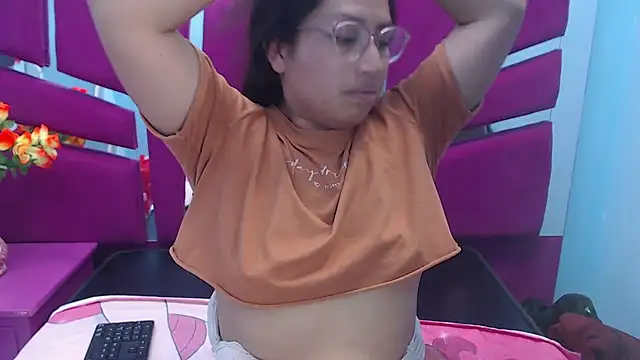 Miaa Smiith  online show from 03-07-25, 07:38