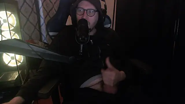 chicostick413 online show from 02-23-26, 01:41