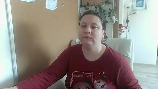 Snapshot of ReifeVenna chatting on 01-03-25, 10:20 ReifeVenna online show from 01-03-25, 10:20