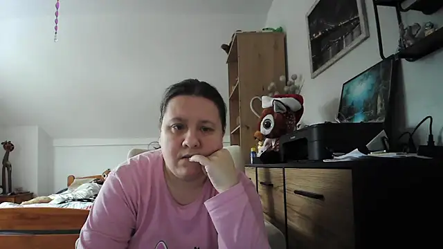 Snapshot of ReifeVenna chatting on 02-03-26, 09:25 ReifeVenna online show from 02-03-26, 09:25