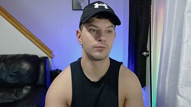 Snapshot of Thekodyy chatting on 12-14-25, 12:10 Thekodyy online show from 12-14-25, 12:10