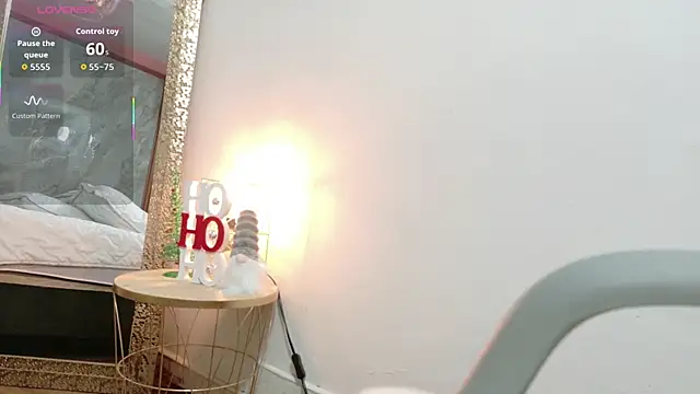 Sluttyandmature online show from 11-19-25, 01:00