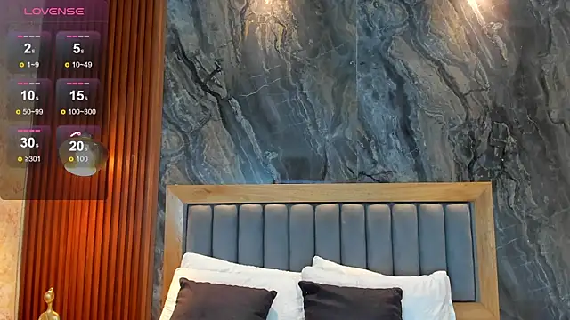 BellaPeers  online show from 10-30-25, 11:44