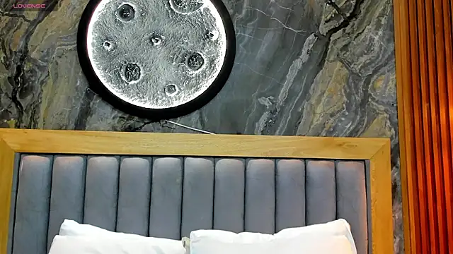 BellaPeers  online show from 04-14-26, 11:05